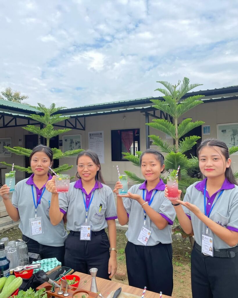 F&B trainees Mocktail session at Globalpeers Training Centre, Sovima. #Ddugky #F&B #trainees #sovima